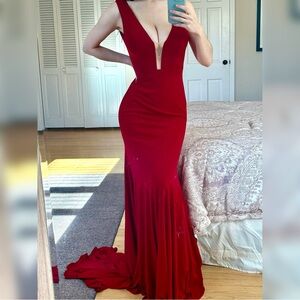 Jovani plunging ruby red gown size 4 prom pageant